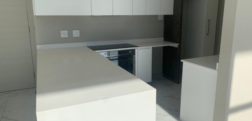 4 BEDROOM APARTMENT / FLAT FOR SALE IN SANDTON CENTRAL